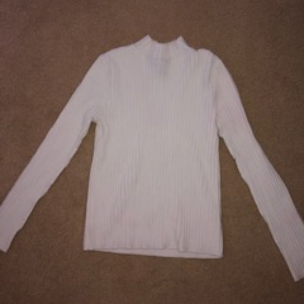 white turtle neck sweater